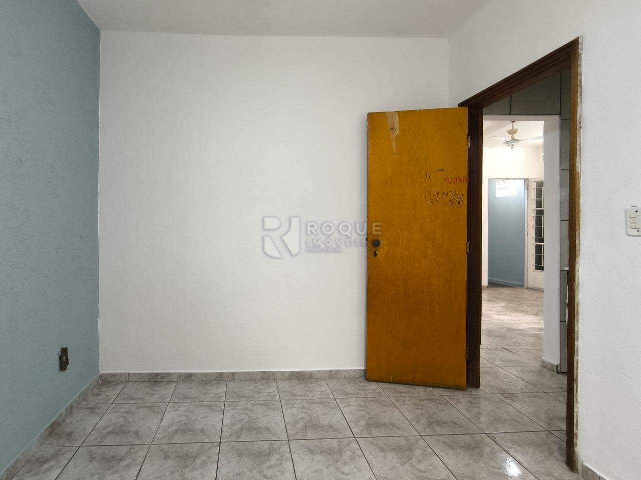 Casa Residencial à venda no bairro Parque Residencial Abílio Pedro: DORMITÓRIO 2