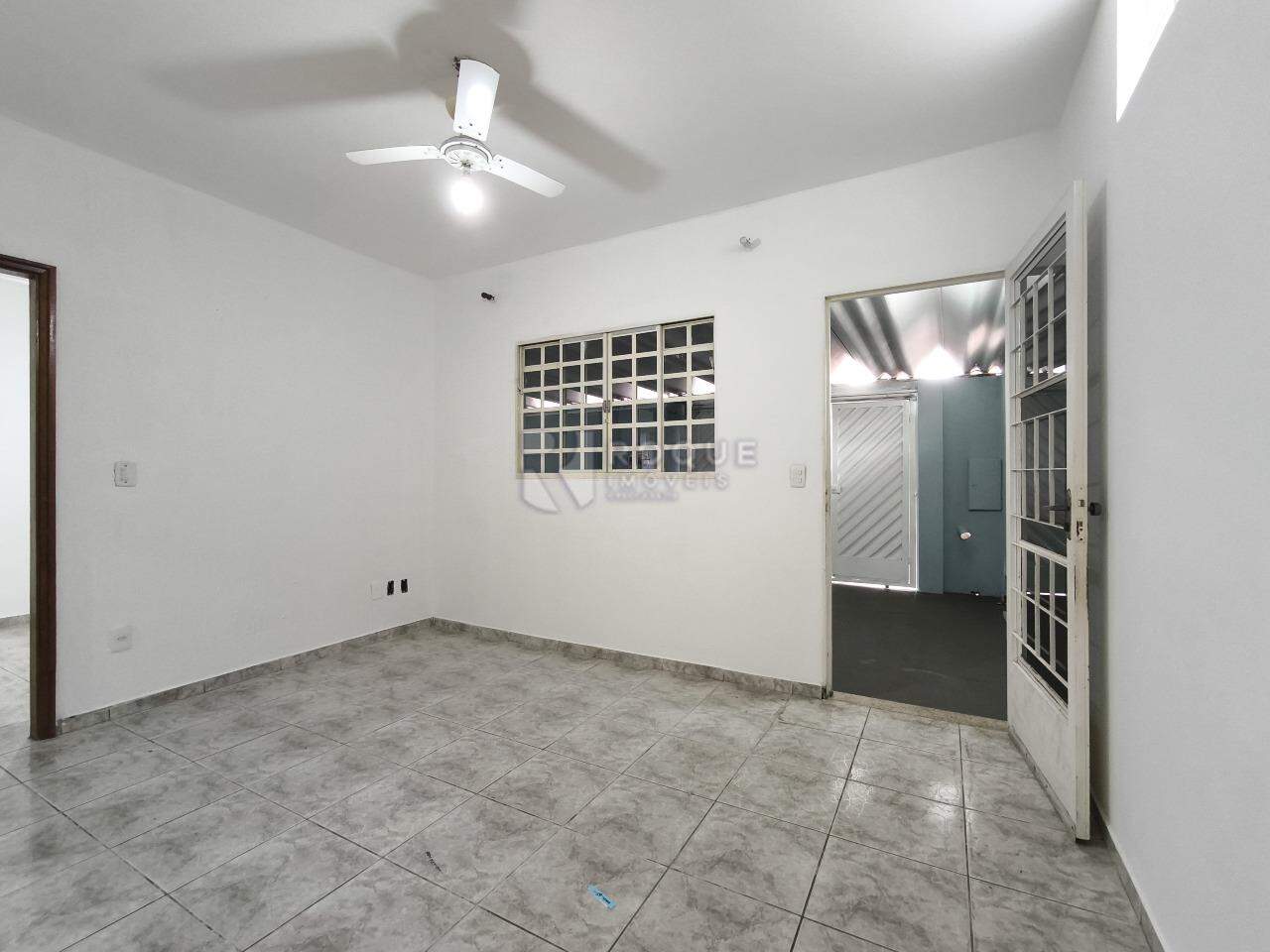 Casa Residencial à venda no bairro Parque Residencial Abílio Pedro: SALA DE ESTAR
