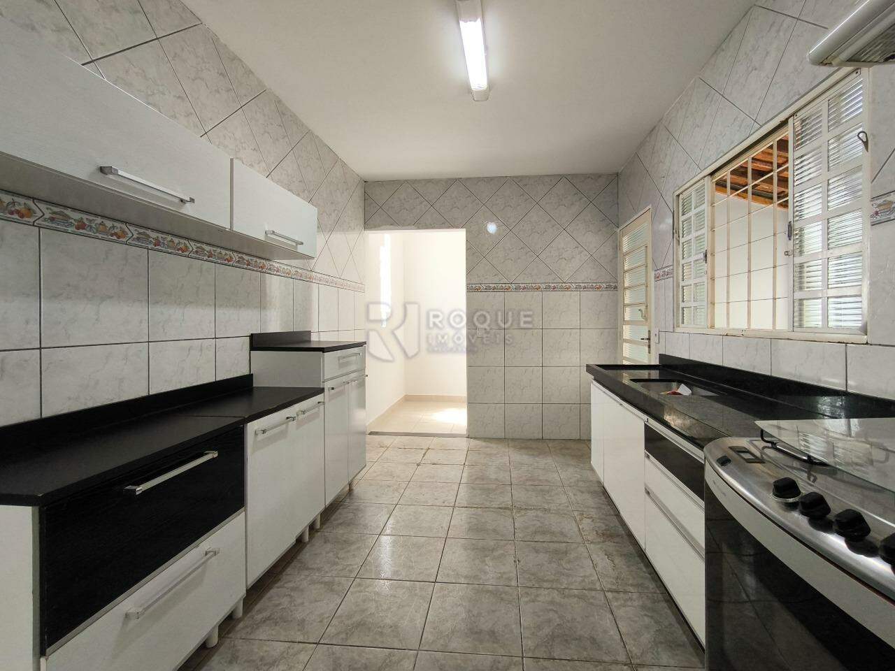 Casa Residencial à venda no bairro Parque Residencial Abílio Pedro: COZINHA