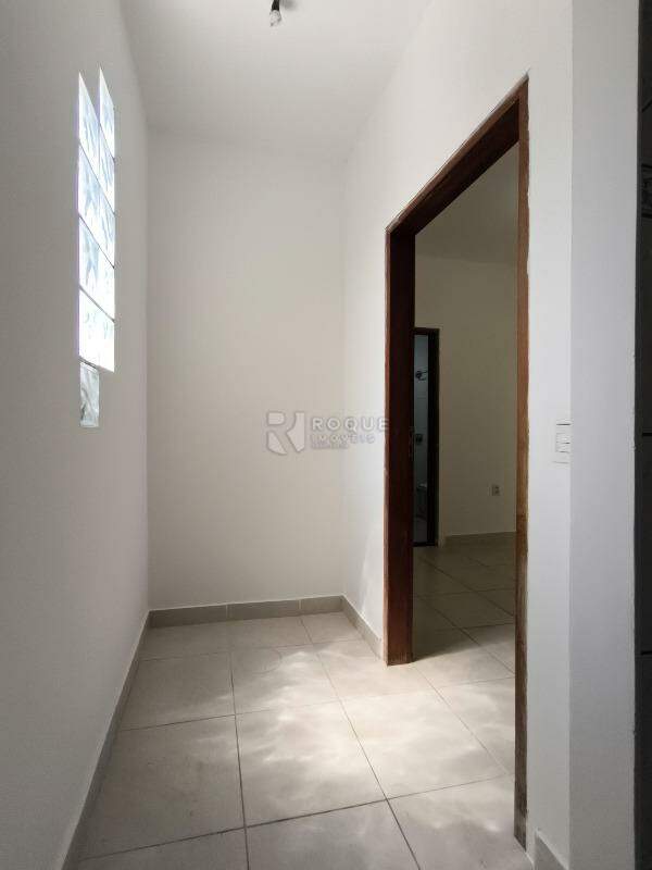 Casa Residencial à venda no bairro Parque Residencial Abílio Pedro: ÁREA DE CIRCULAÇÃO