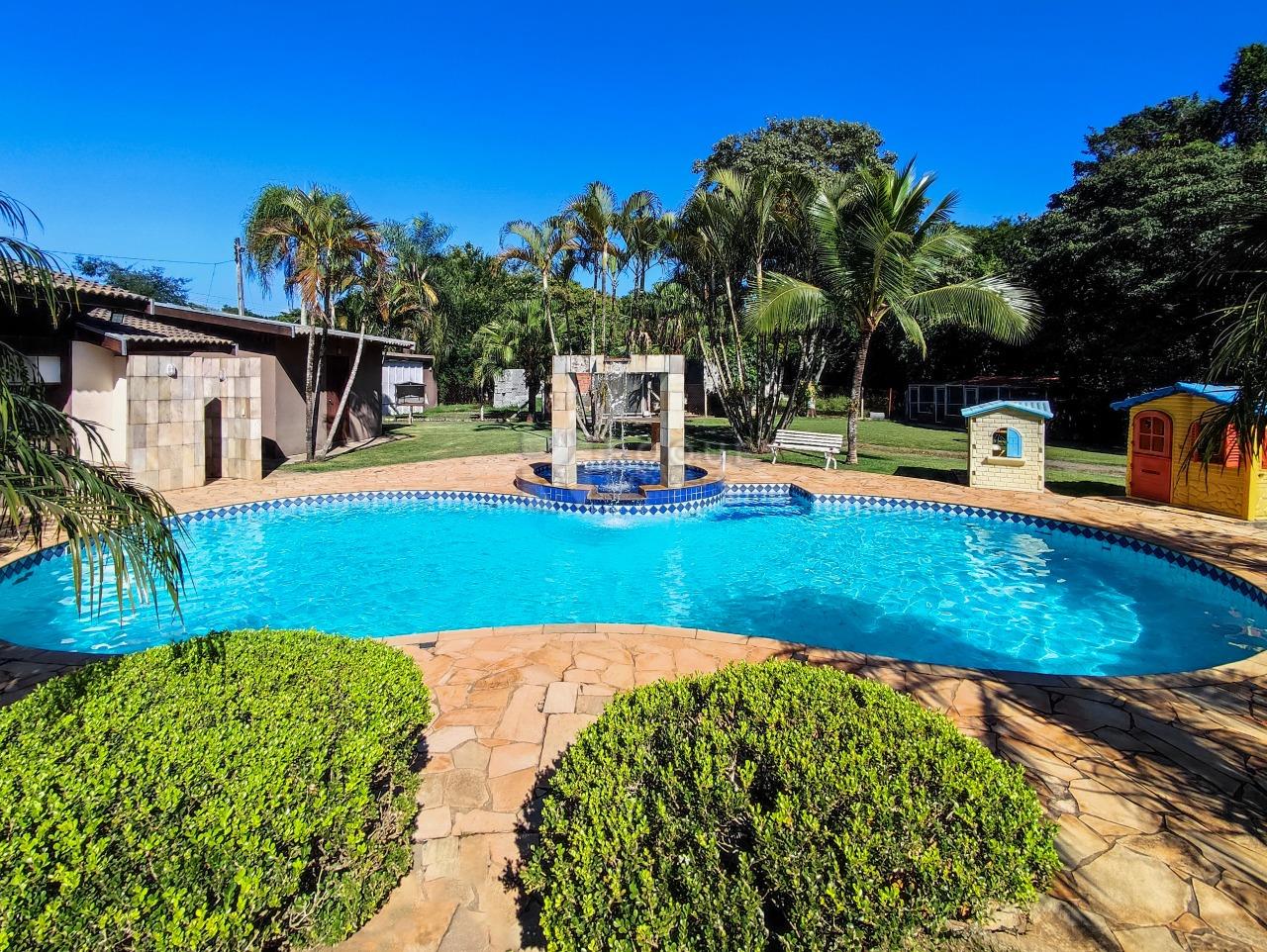 Chácara à venda no bairro Bairro dos Pires de Baixo: PISCINA