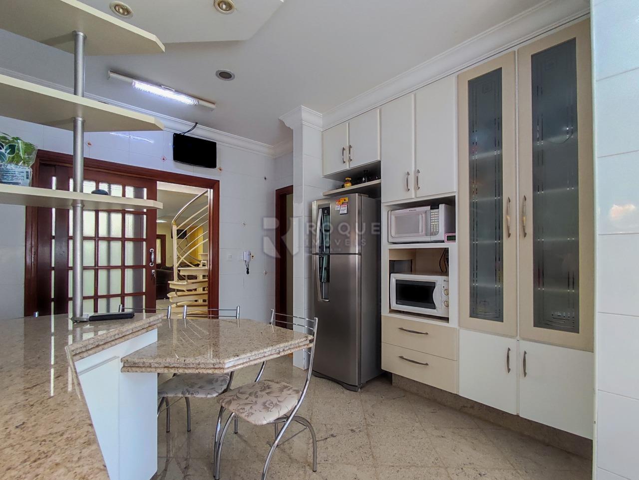 Chácara à venda no bairro Bairro dos Pires de Baixo: COZINHA