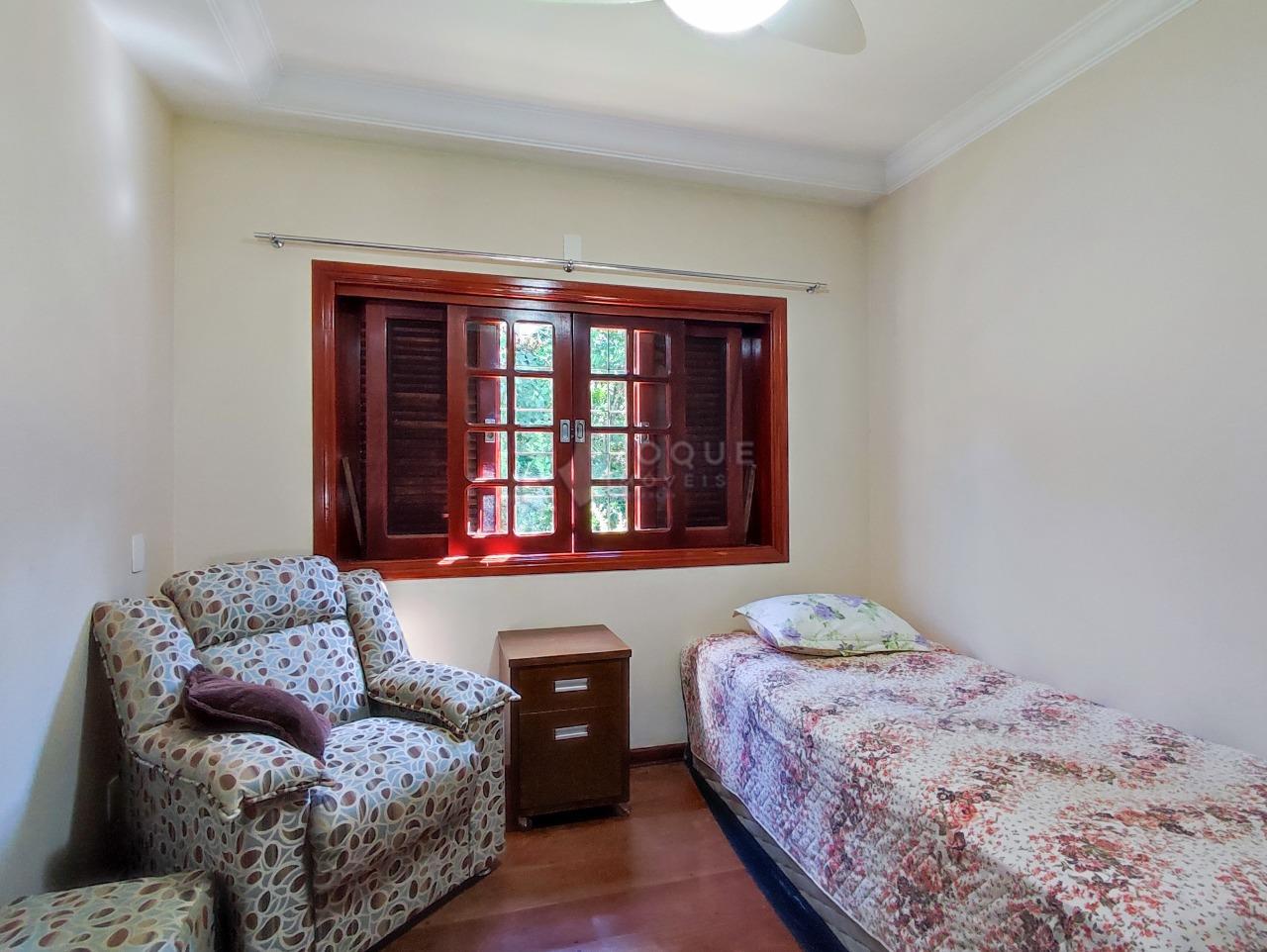 Chácara à venda no bairro Bairro dos Pires de Baixo: SUÍTE 2