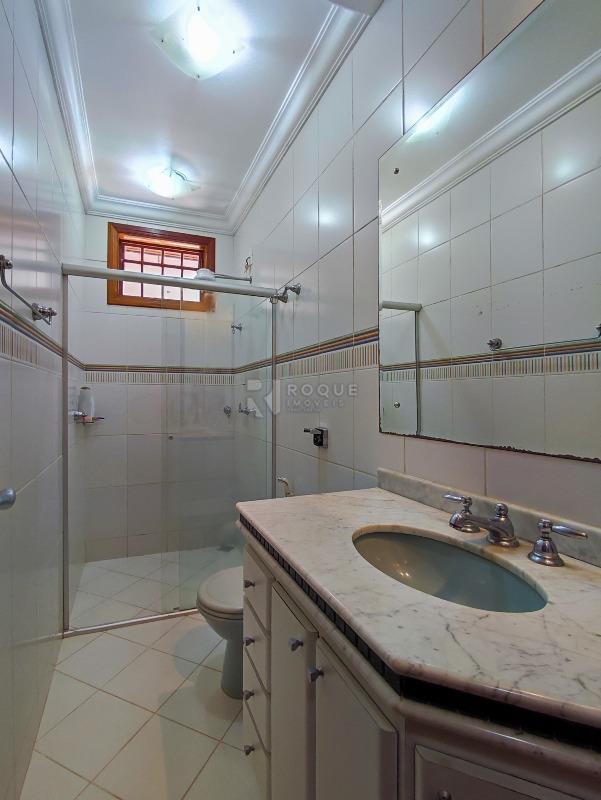 Chácara à venda no bairro Bairro dos Pires de Baixo: BANHEIRO SOCIAL