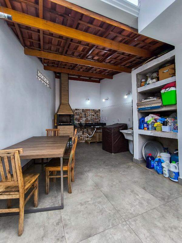 Casa Residencial à venda no bairro Jardim Niza Azevedo Calice: ÁREA GOURMET