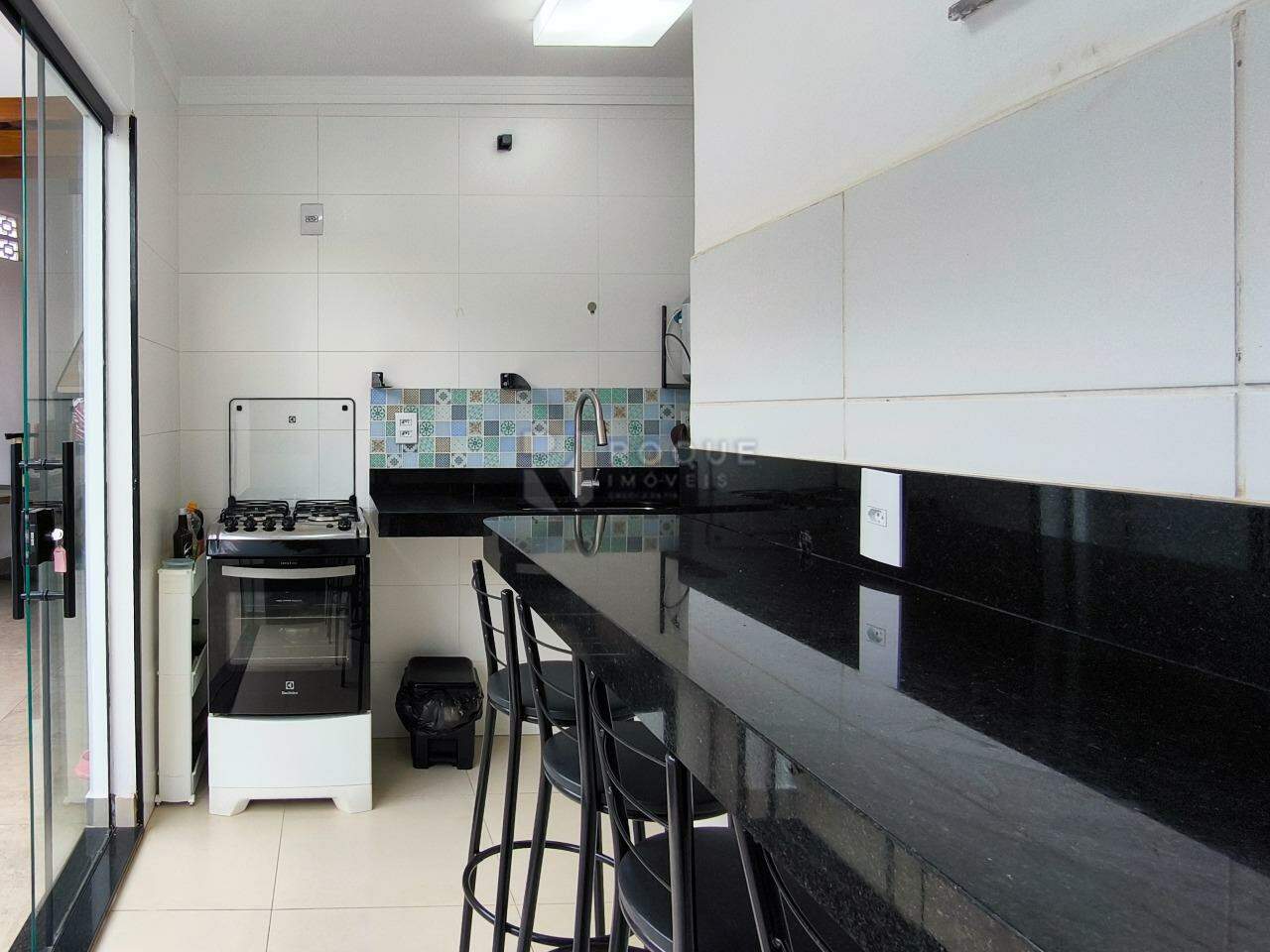 Casa Residencial à venda no bairro Jardim Niza Azevedo Calice: COZINHA