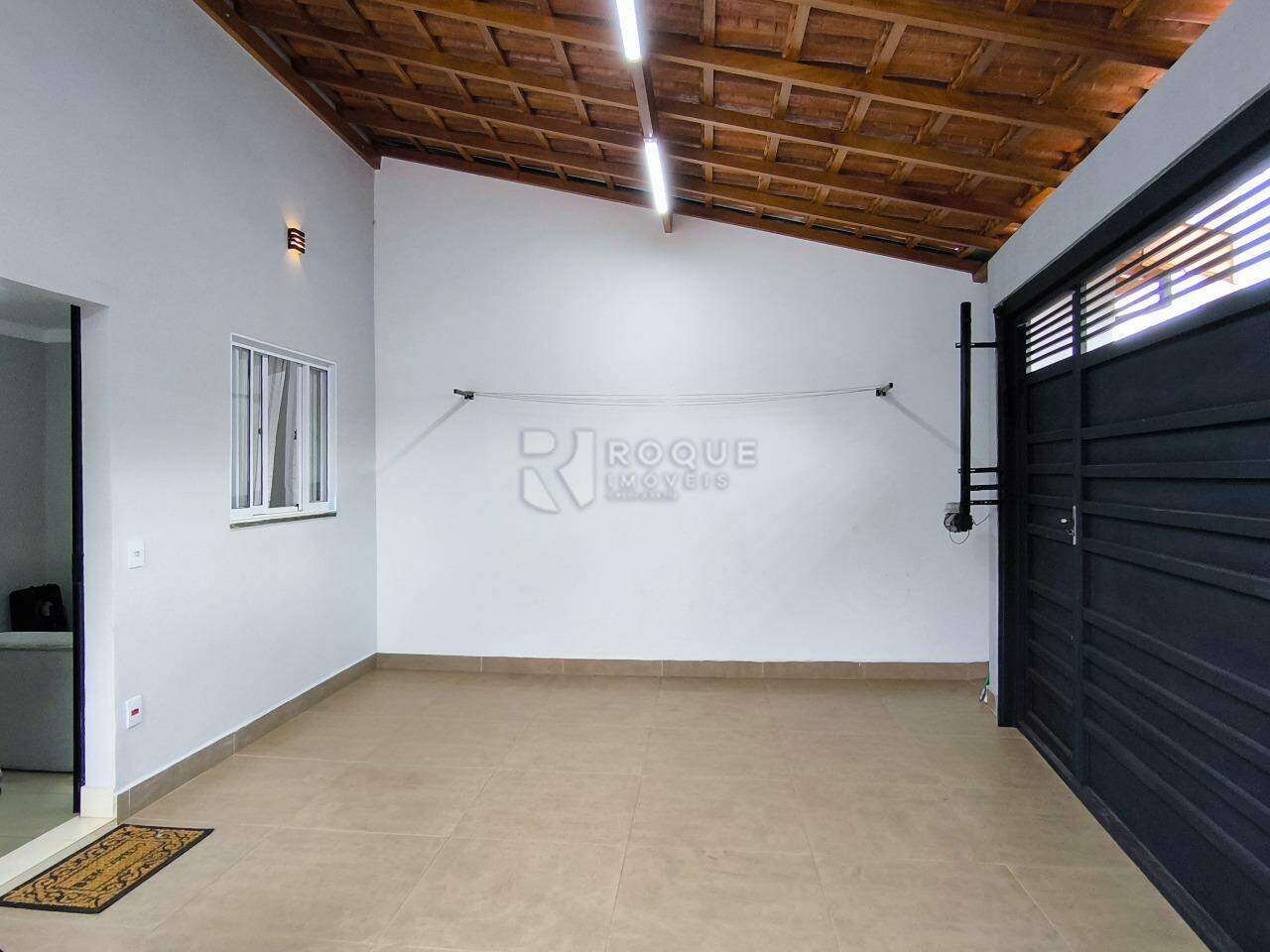 Casa Residencial à venda no bairro Jardim Niza Azevedo Calice: GARAGEM