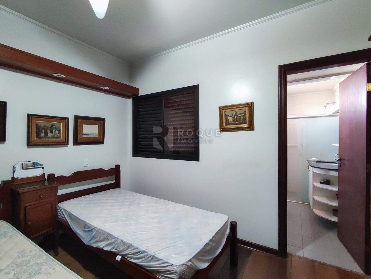 Apartamento à venda no bairro Centro: SUÍTE 1