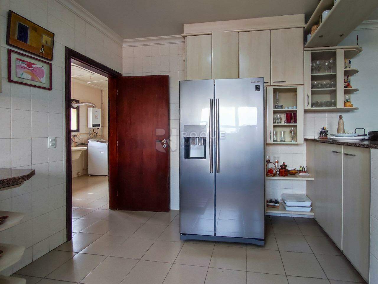 Apartamento à venda no bairro Centro: COZINHA