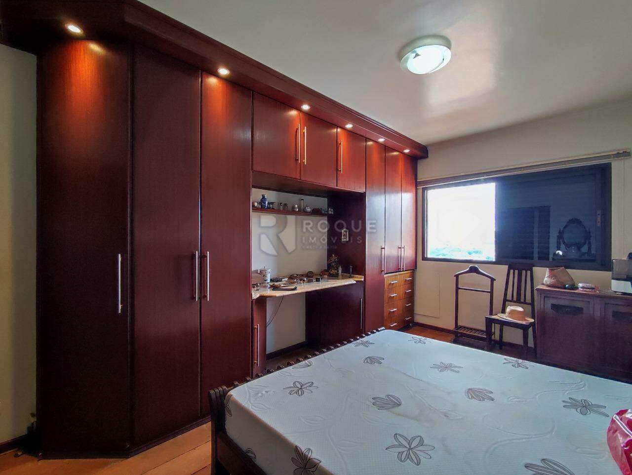 Apartamento à venda no bairro Centro: SUÍTE 2