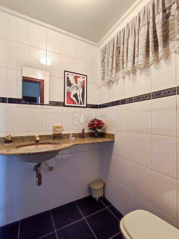 Apartamento à venda no bairro Centro: LAVABO