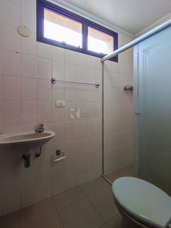 Apartamento à venda no bairro Centro: BANHEIRO SOCIAL SERVIÇO