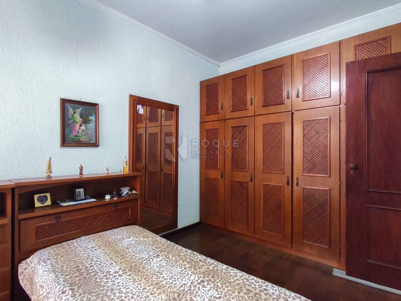 Casa Residencial à venda no bairro Vila Castelar: DORMITÓRIO 1