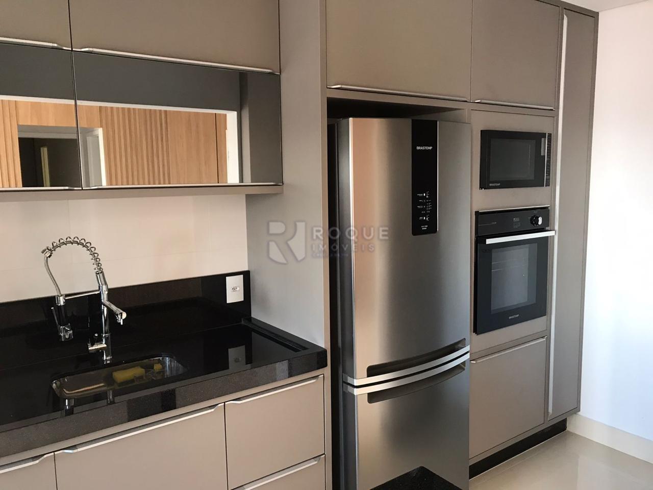 Apartamento à venda no bairro Chácaras Antonieta: 