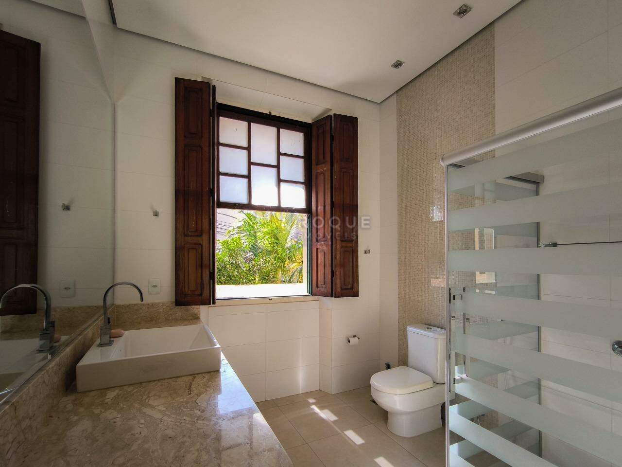Casa Residencial à venda no bairro Centro: BANHEIRO SOCIAL