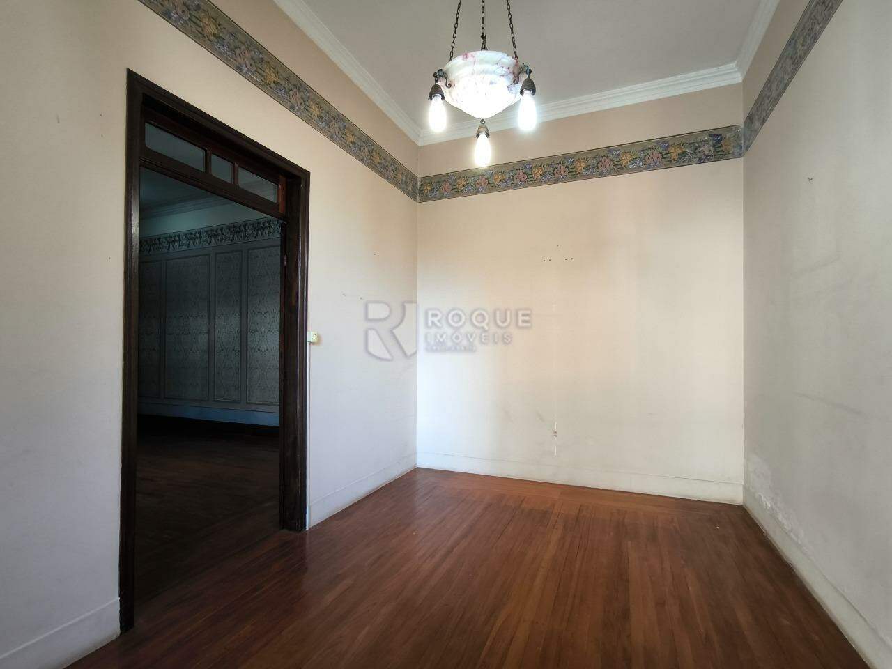 Casa Residencial à venda no bairro Centro: SALA 3