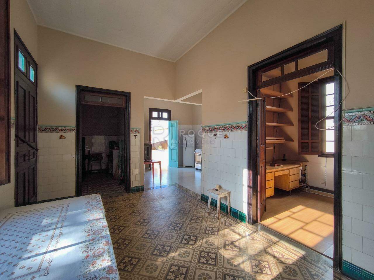 Casa Residencial à venda no bairro Centro: COZINHA