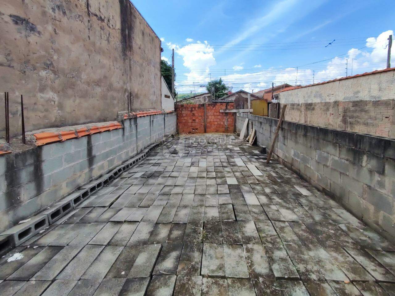 Terreno à venda no bairro Parque Residencial Belinha Ometto: 