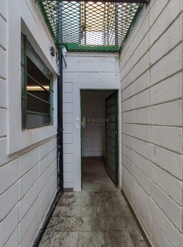 Barracão/Galpão para aluguel no bairro Jardim Glória: Corredor 2