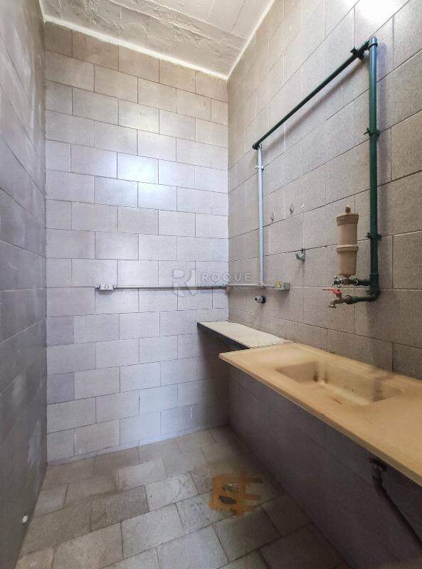 Barracão/Galpão para aluguel no bairro Jardim Glória: WC social 1