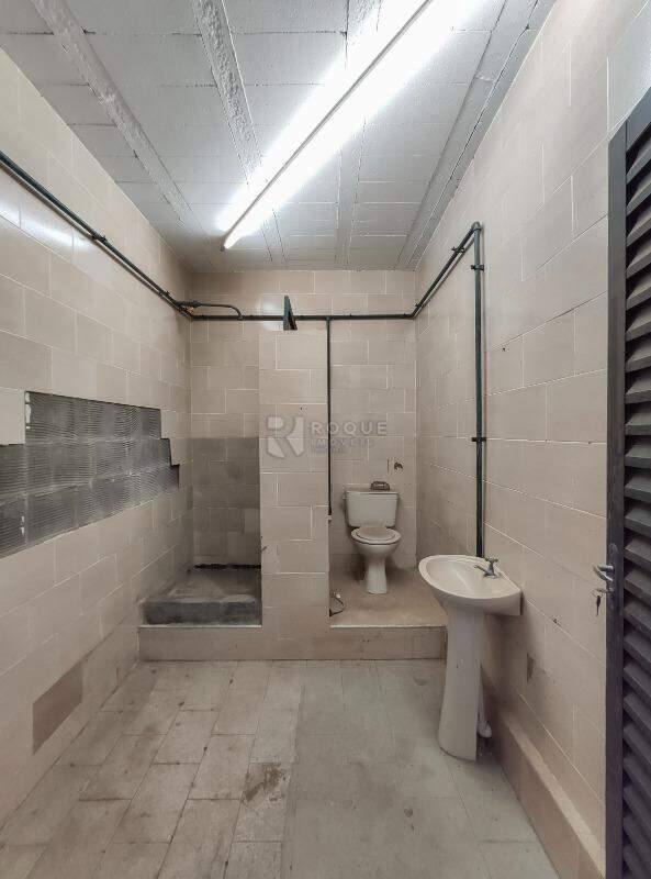 Barracão/Galpão para aluguel no bairro Jardim Glória: WC social 3