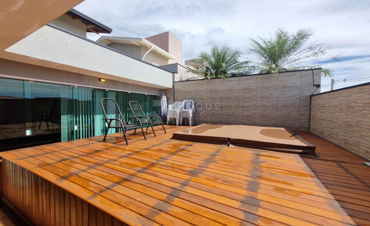 Casa em condomínio à venda no bairro Jardim do Lago: DECK / PISCINA