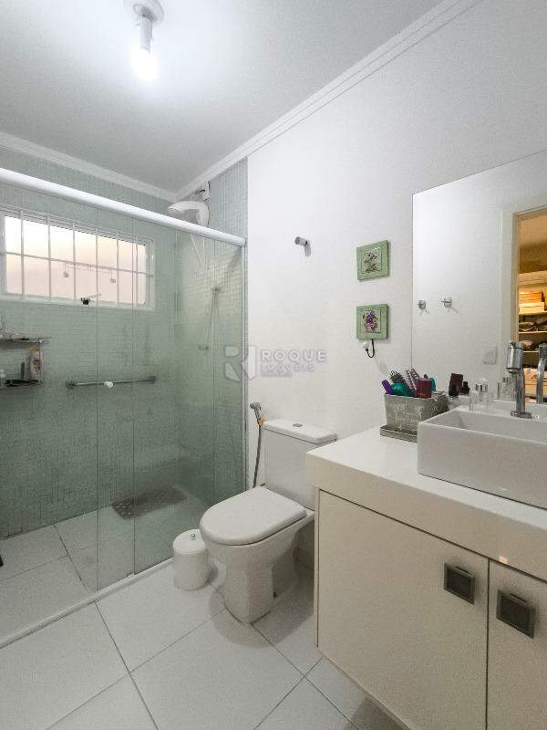 Chácara à venda no bairro Jardim do Lago: WC SUÍTE