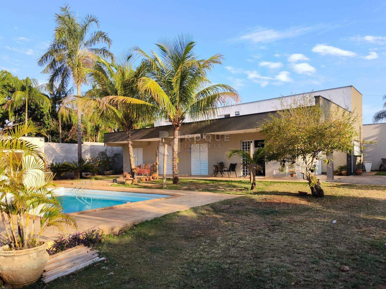 Chácara à venda no bairro Jardim do Lago: FACHADA CASA 1