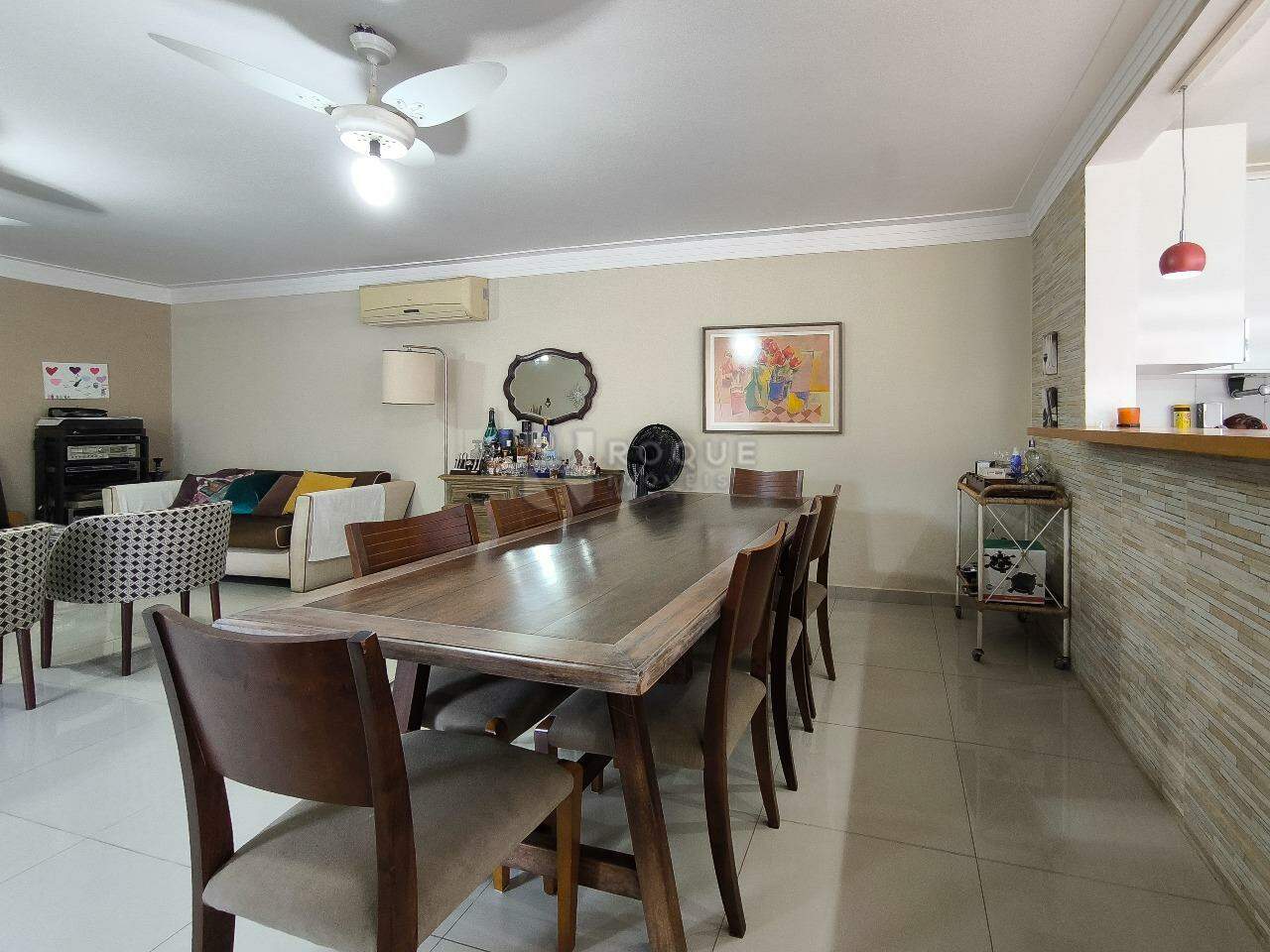 Chácara à venda no bairro Jardim do Lago: SALA DE JANTAR