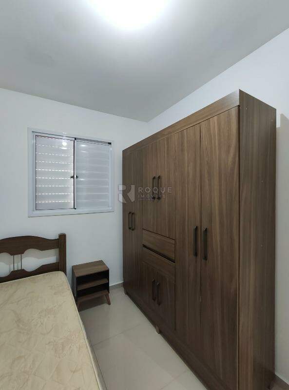 Apartamento para aluguel no bairro Chácaras Antonieta: 