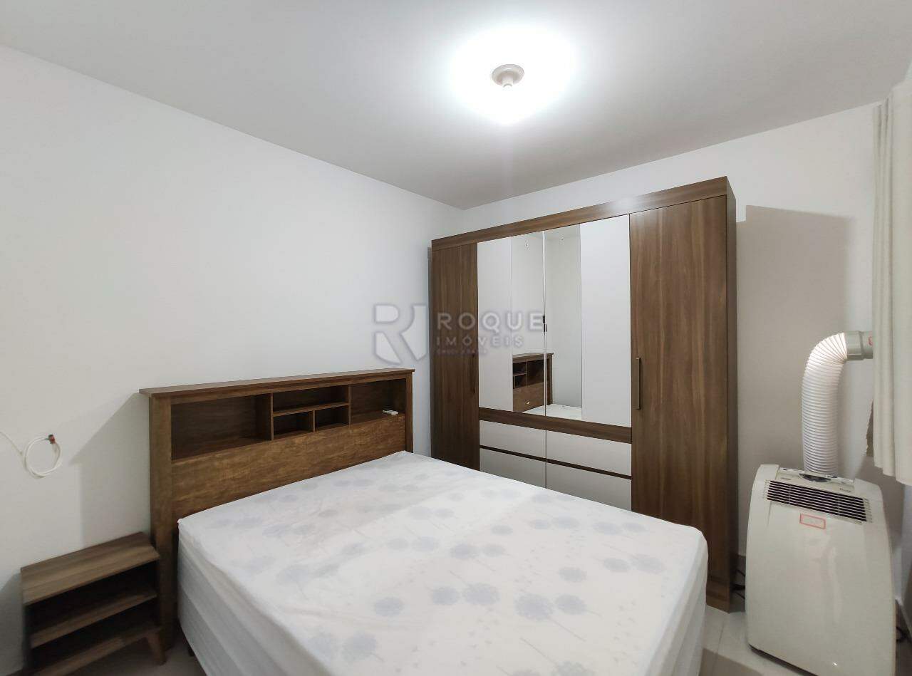 Apartamento para aluguel no bairro Chácaras Antonieta: 