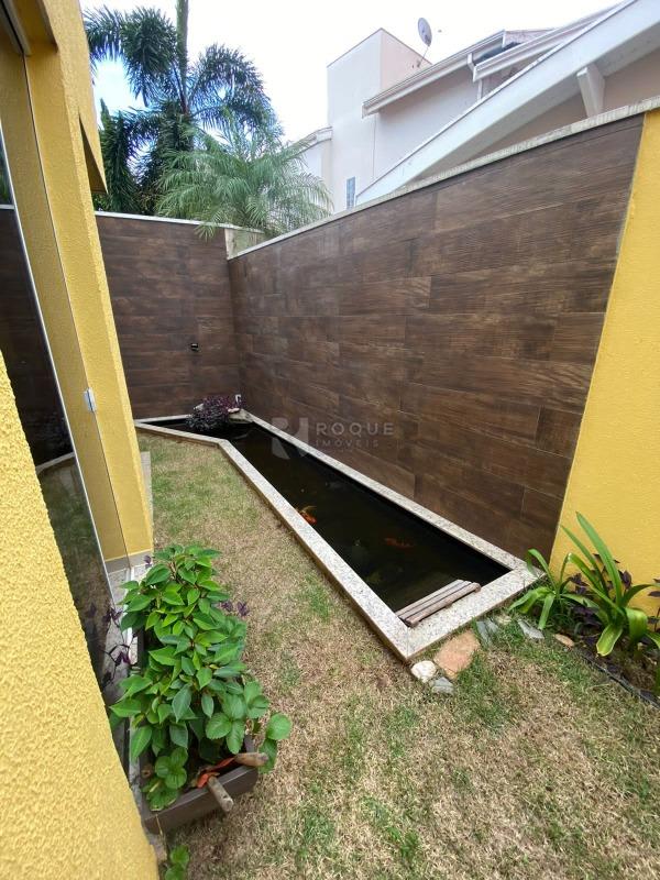 Casa em condomínio à venda no bairro Residencial Villa do Sol: 