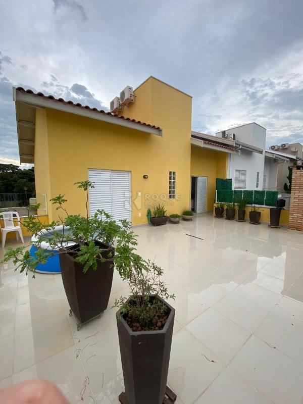 Casa em condomínio à venda no bairro Residencial Villa do Sol: 