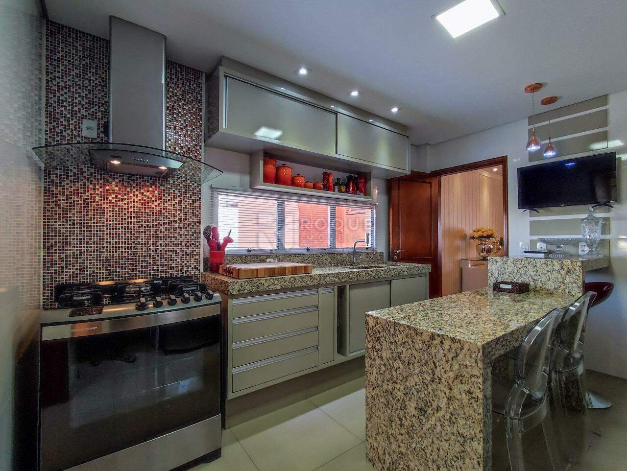 Apartamento à venda no bairro Centro: COZINHA