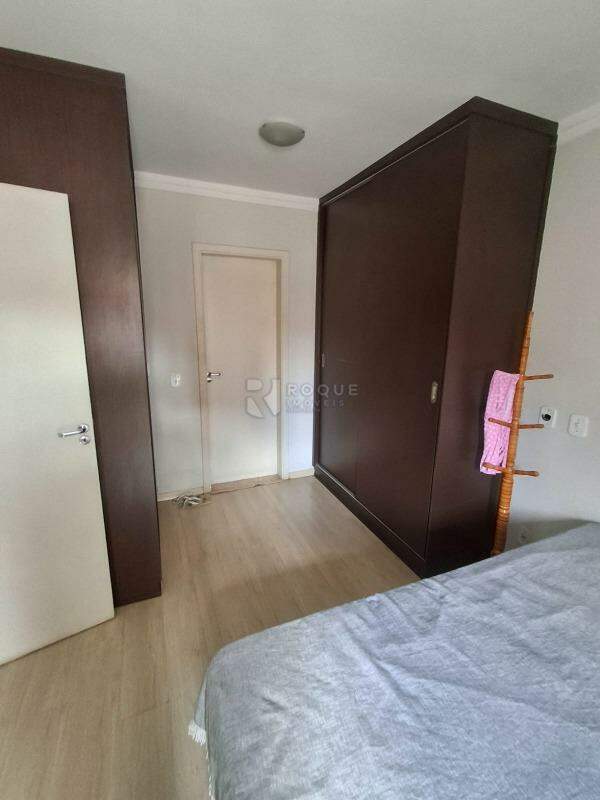 Casa em condomínio à venda no bairro Residencial Villa do Sol: 