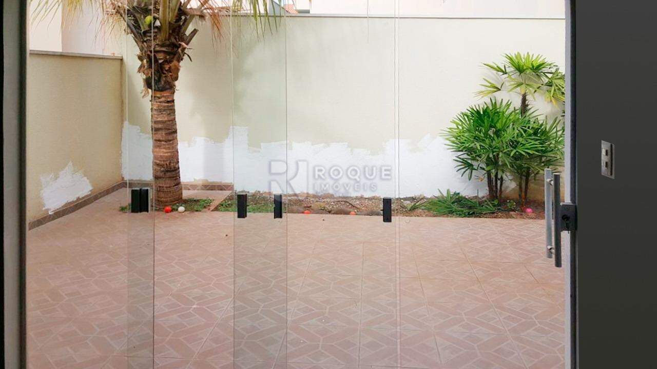 Casa em condomínio à venda no bairro Residencial Villa do Sol: 