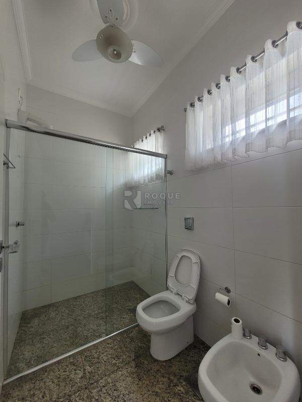 Casa em condomínio para aluguel no bairro Residencial Greville: WC 2