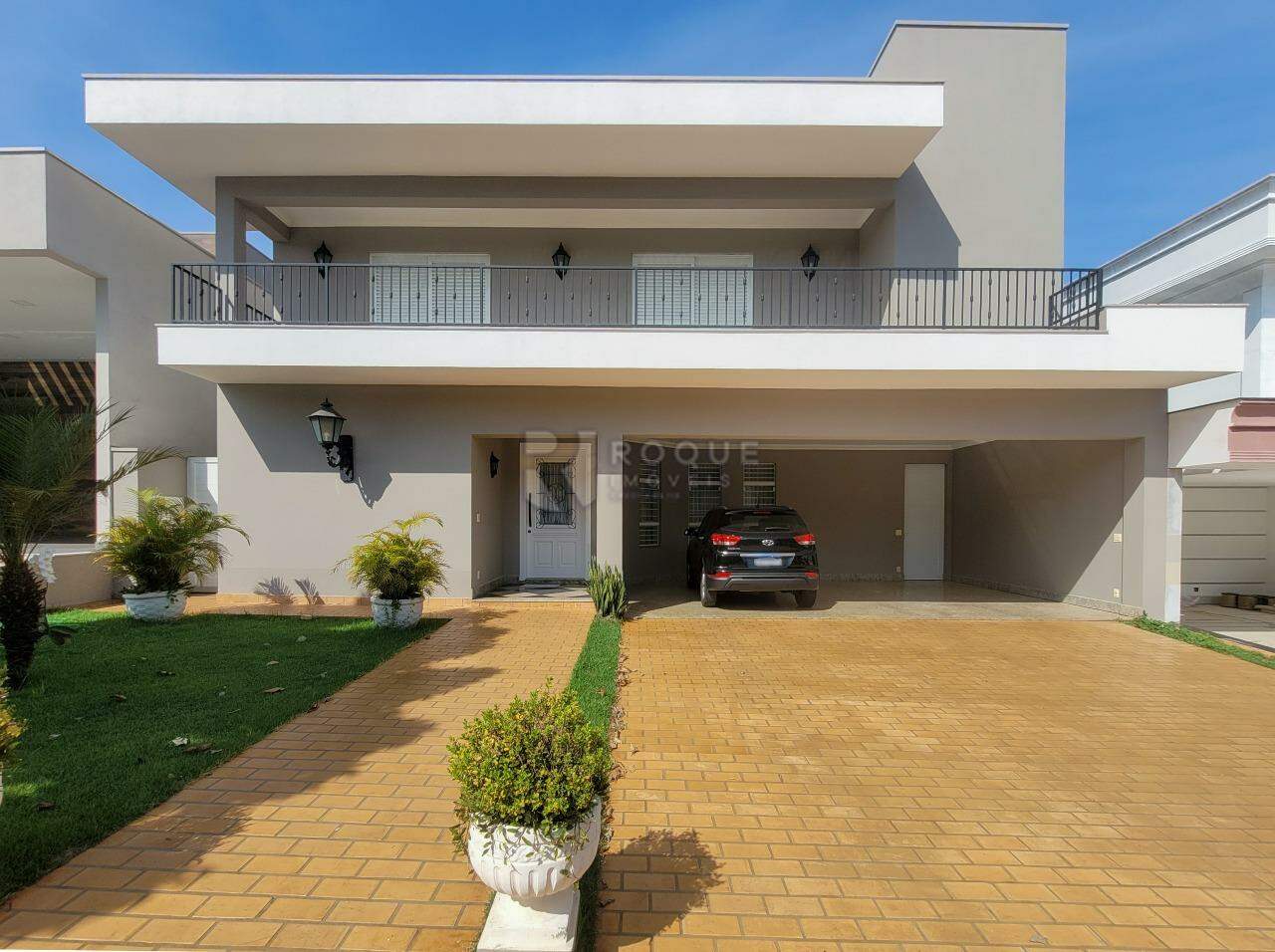 Casa em condomínio para aluguel no bairro Residencial Greville: Fachada