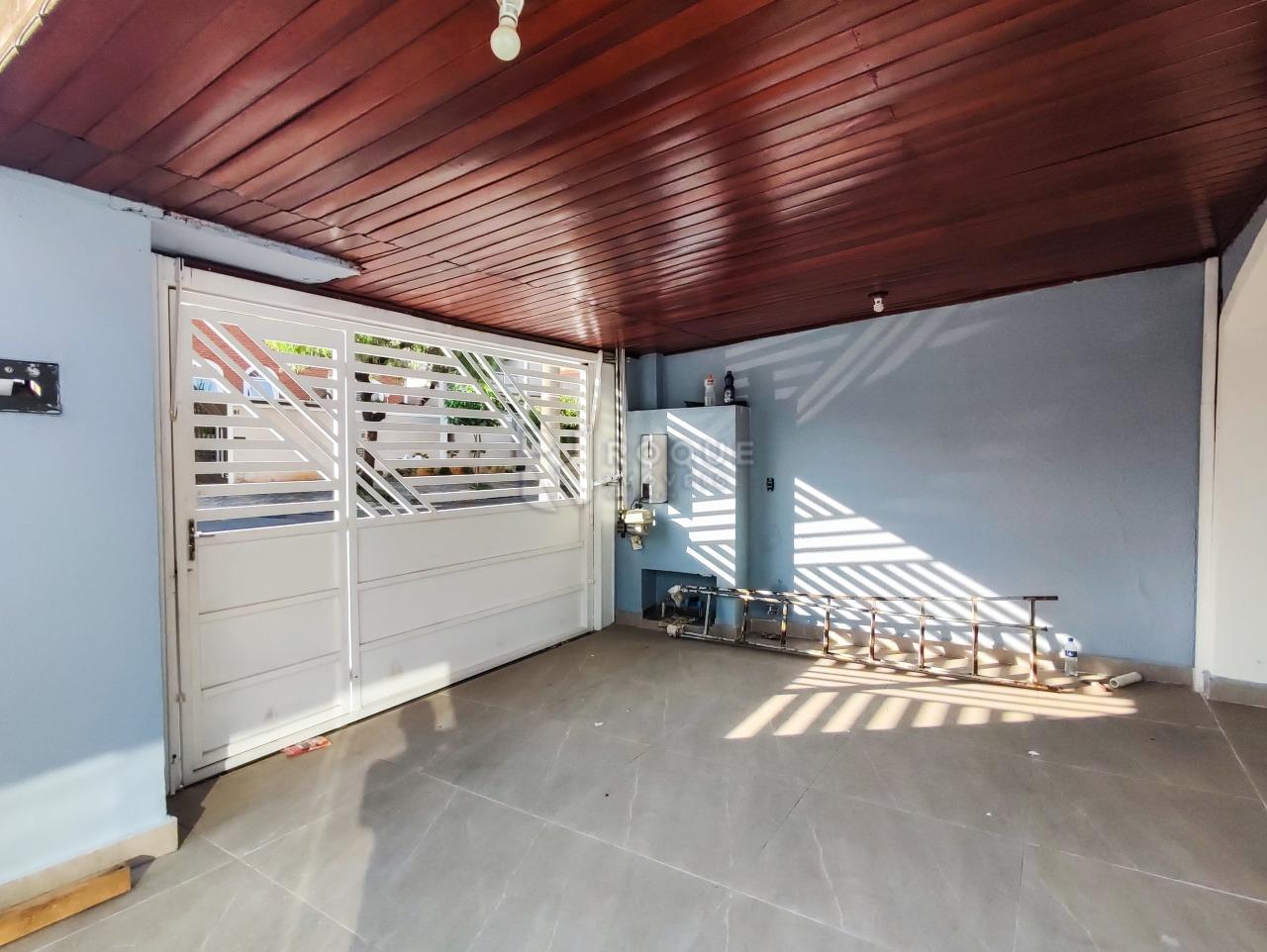 Casa Residencial à venda no bairro Vila Piza: GARAGEM