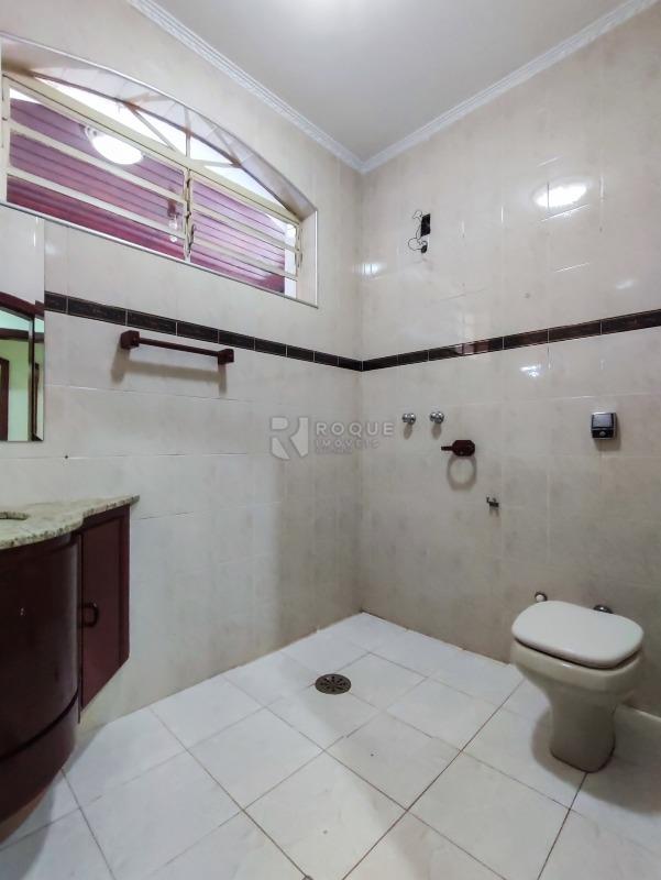 Casa Residencial à venda no bairro Vila Piza: BANHEIRO SOCIAL