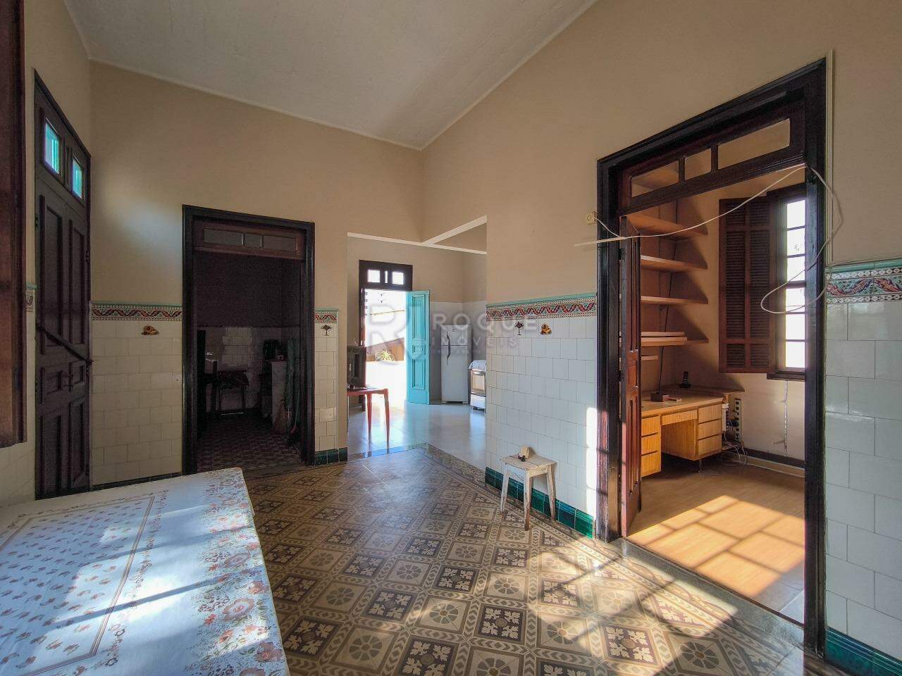 Casa Residencial para aluguel no bairro Centro: Cozinha 