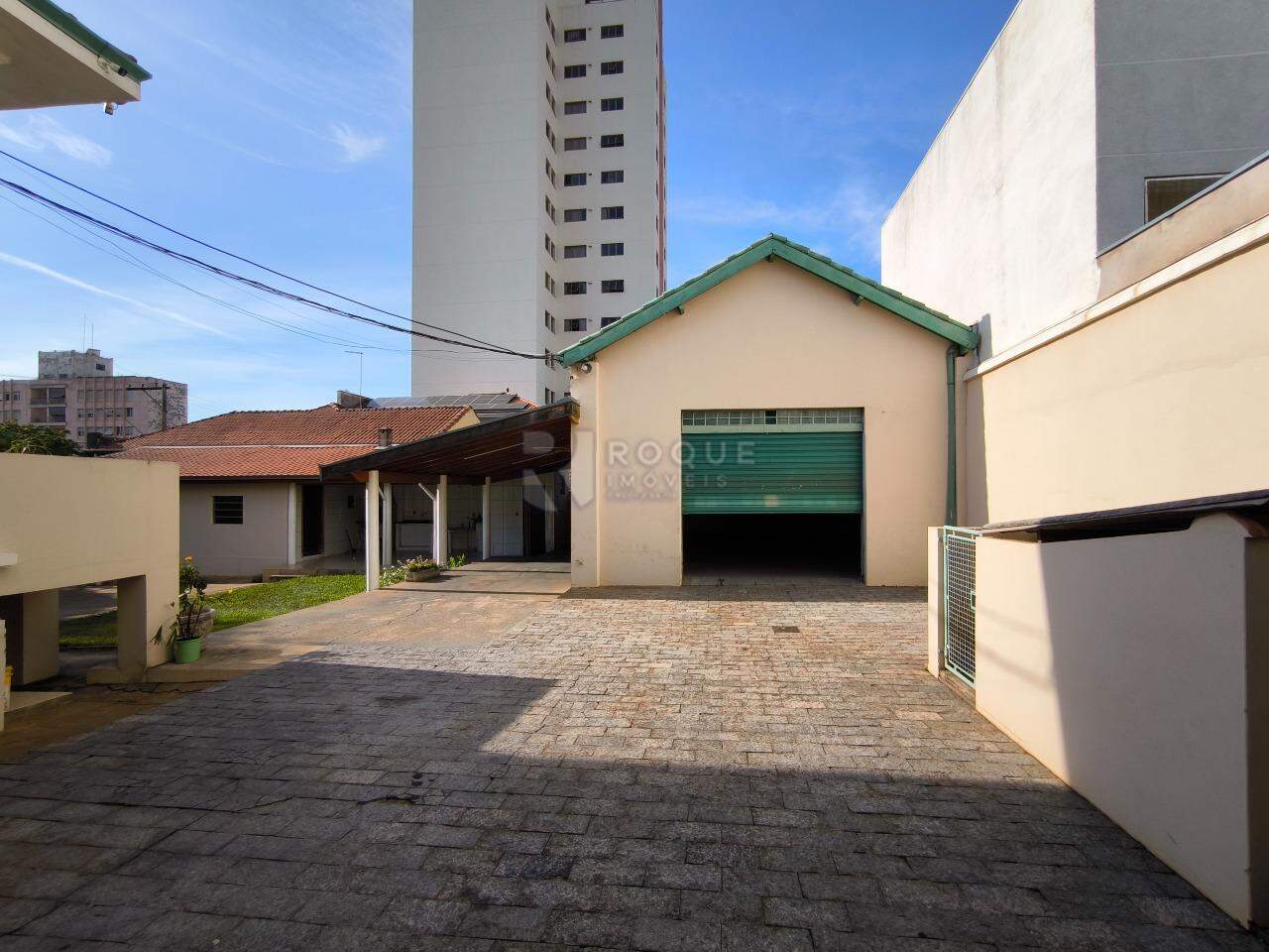 Casa Residencial para aluguel no bairro Centro: Área externa 