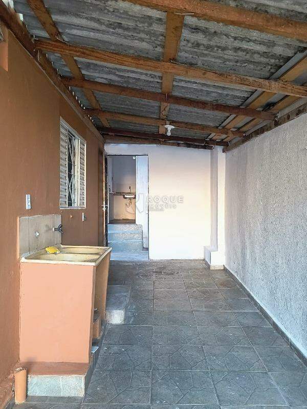 Casa Residencial para aluguel no bairro Jardim Boa Esperança: Lavanderia