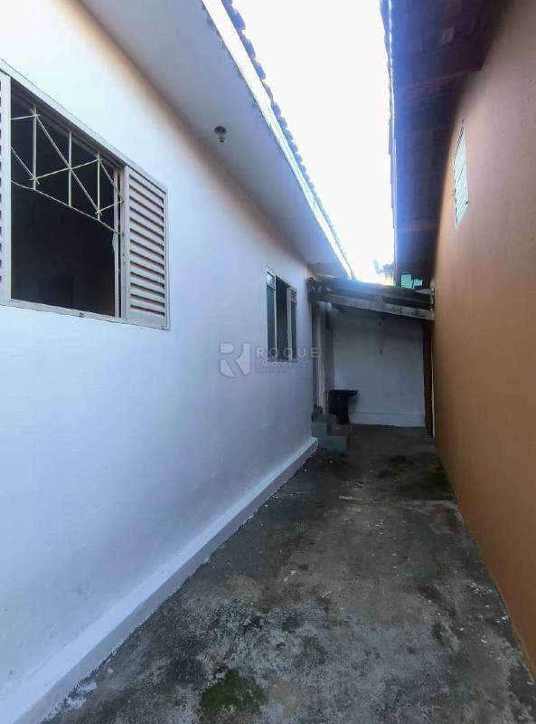 Casa Residencial para aluguel no bairro Jardim Boa Esperança: Frente