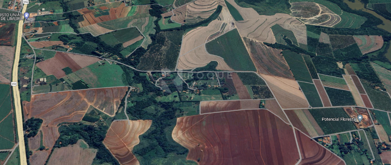 Área à venda no bairro Jaguari: 