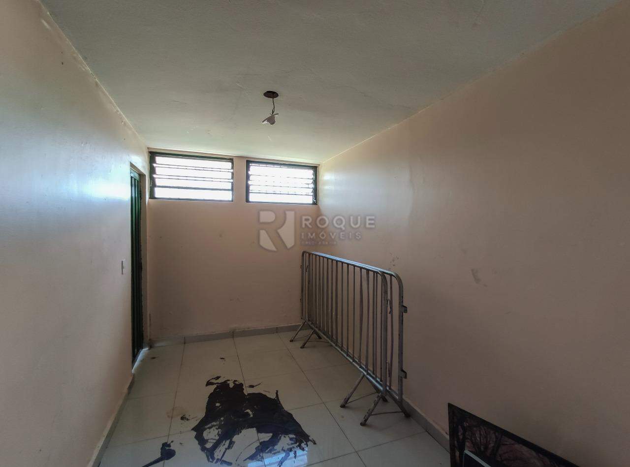 Chácara para aluguel no bairro Jardim Anhanguera: Sala