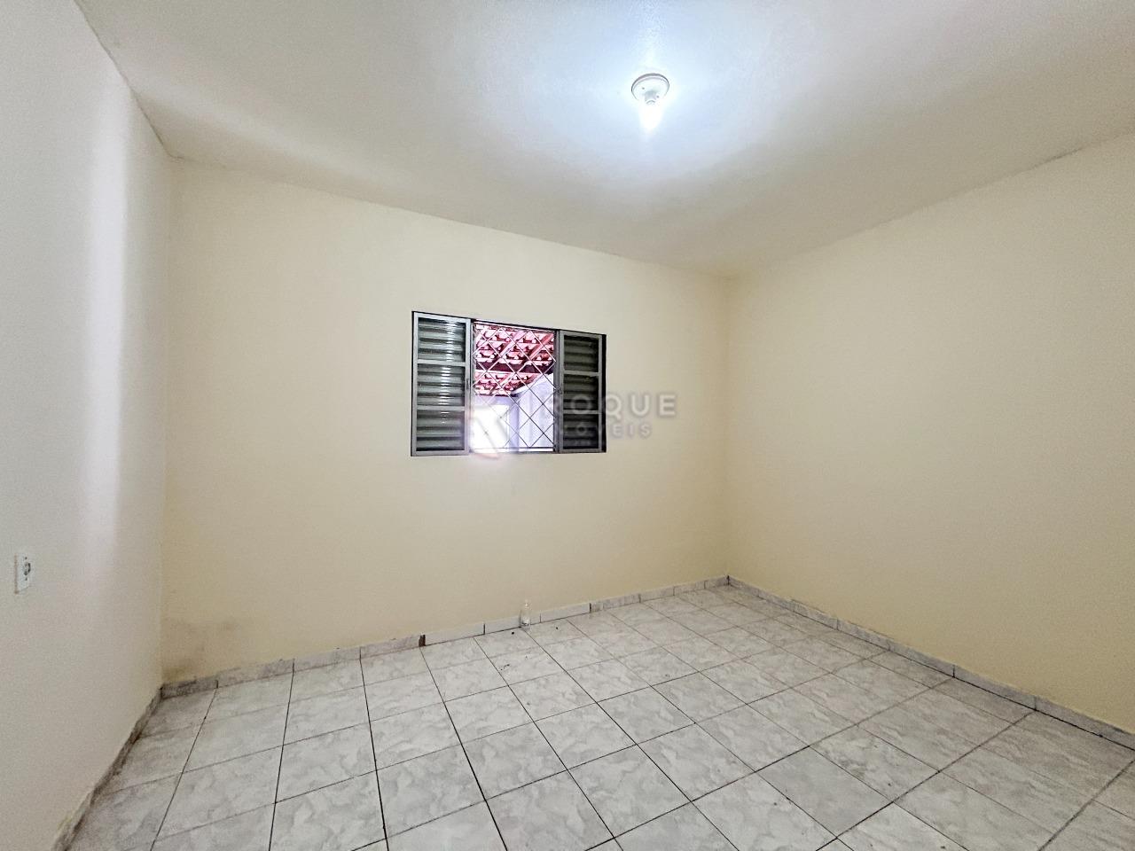 Casa Residencial para aluguel no bairro Jardim Presidente Dutra: Dormitório 1