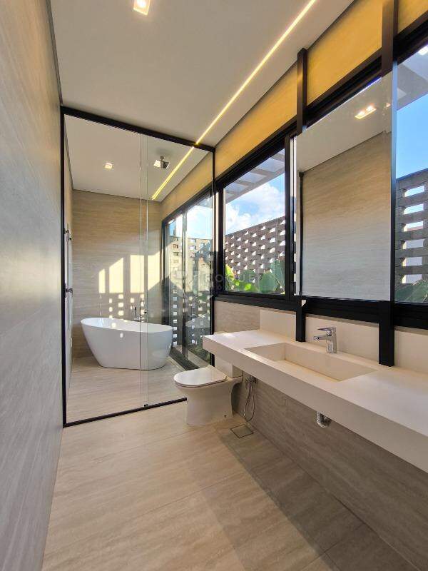 Casa em condomínio à venda no bairro Residencial Greville: WC SUÍTE MASTER