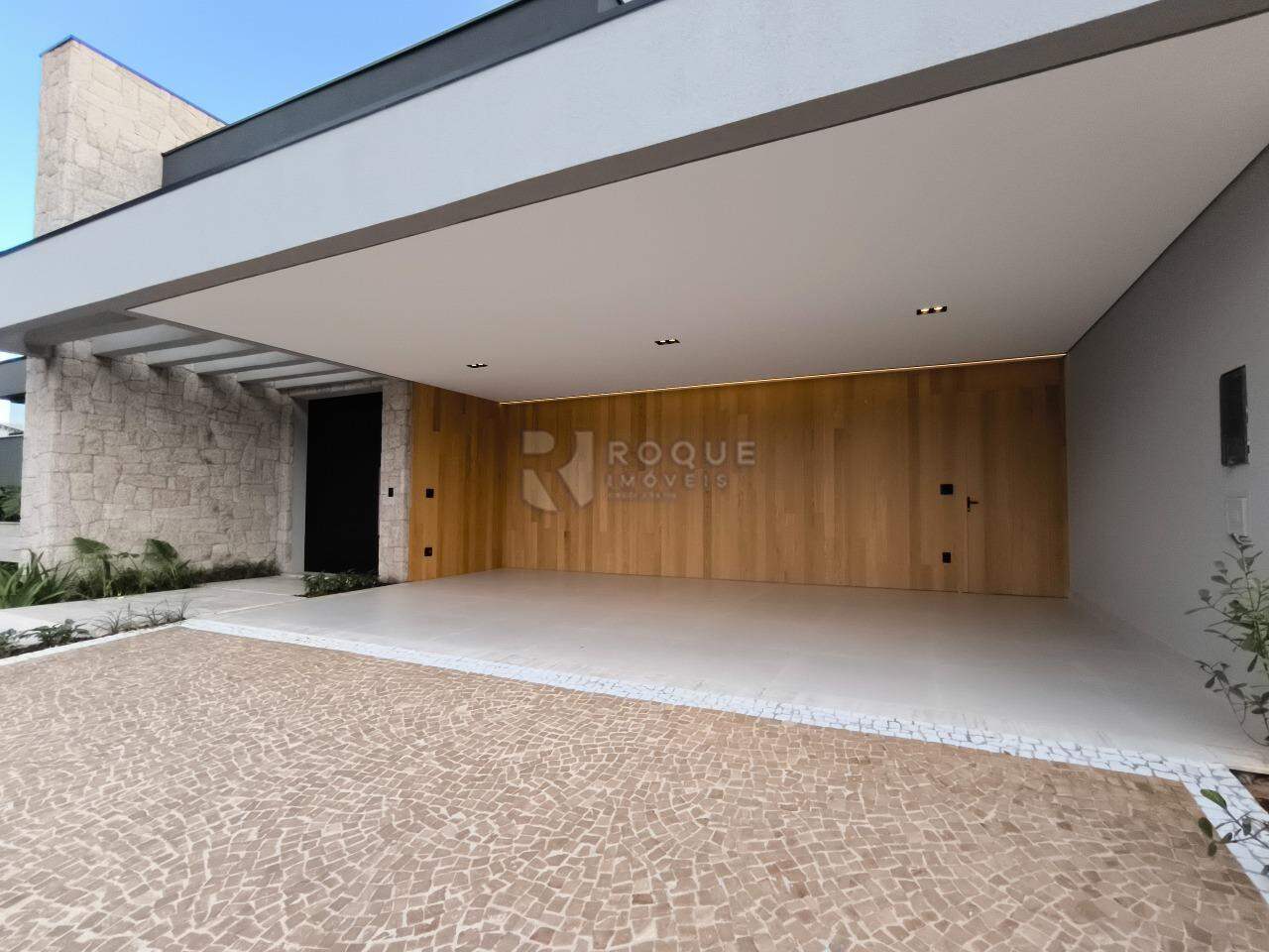 Casa em condomínio à venda no bairro Residencial Greville: GARAGEM