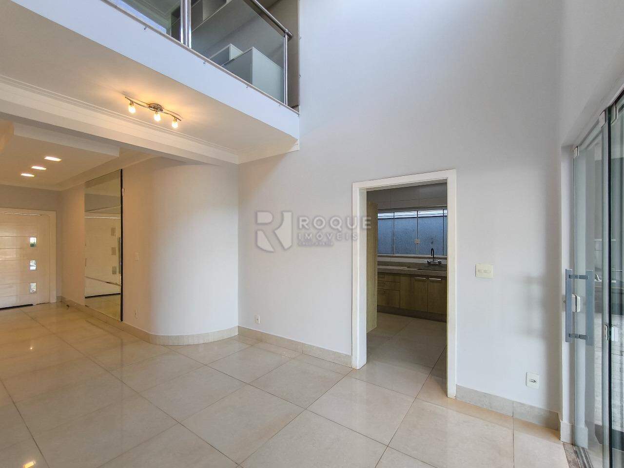 Casa em condomínio à venda no bairro Parque Residencial Roland: SALA DE JANTAR